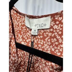 PINCH Geometric Floral V-Neck Ruffled Boho Tiered Mini Dress Size M In Rust